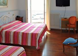 Hotel Capri 5