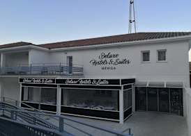 Deluxe Hostels & Suites Merida 5