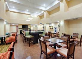 Hampton Inn & Suites Fresno-Northwest 3