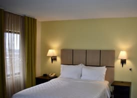 Candlewood Suites Indianapolis Downtown Medical District by IHG 5
