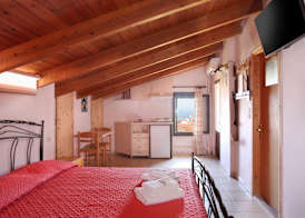 Monemvasia Green Apartments 3