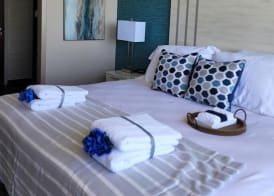 Illinois Beach Hotel 5