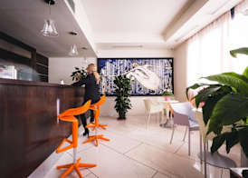 Inn Hotel 2