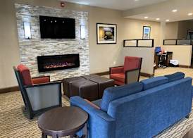 Comfort Suites Byron Warner Robins 2
