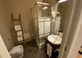 Salamureci Camere 3