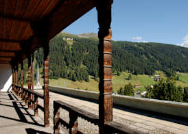 Hotel National by Mountain Hotels 4