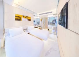 Regala Skycity Hotel by Regal Hotels 3