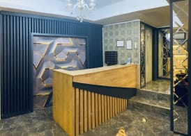 Orange Airport Hotel 2