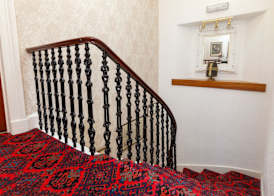 Castle Walk Bed & Breakfast 2