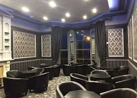 The Carlton Hotel 5