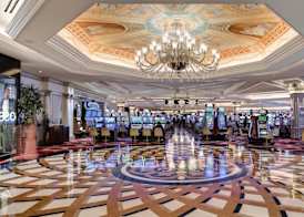 The Venetian Prestige Club Lounge 4
