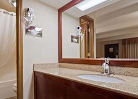 Best Western Montis Inn 4