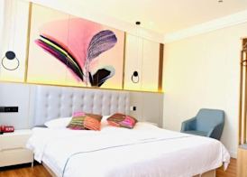 Longchen Holiday Inn (Shanghai Ruijin Hospital Yongjia Road Branch) 4