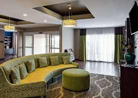 Comfort Suites near Tanger Outlet Mall 4