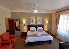 Eight Bells Mountain Inn 2