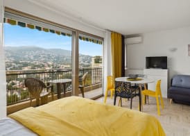 My Resid Appart Cannes Marina vue Piscine 5