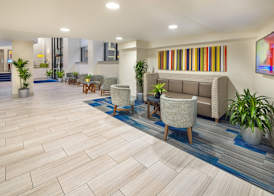 Holiday Inn Express & Suites ATLANTA DOWNTOWN by IHG 2