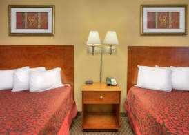 Days Inn by Wyndham Gulfport 5