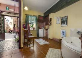 Ifigenia Lux MAISONETTE in oldtown and Villas in theriso vilage 14 km outside of chania 5