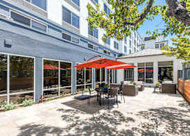 Hilton Garden Inn San Mateo 4