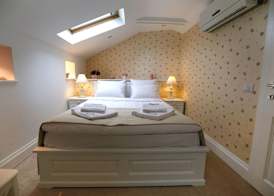 Hotel Les Jardins Carol 4