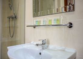 Tanes Hotel 5