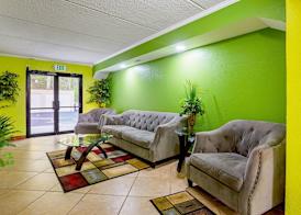 Quality Inn & Suites near Six Flags East 5