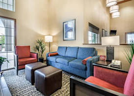 Comfort Suites at Par 4 Resort 2