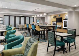 Hampton Inn Champaign Southwest 3
