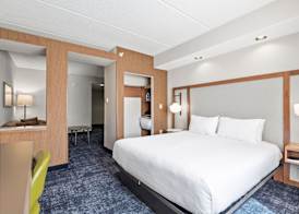 Fairfield Inn & Suites by Marriott Hickory 5