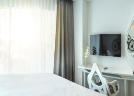 Anajak Bangkok Hotel - SHA Plus 4