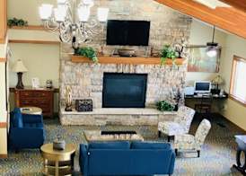 AmericInn by Wyndham Kewanee 2