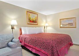 Days Inn by Wyndham St. Louis/Westport MO 3