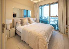 Maison Privee - Elegant Urban Stay Just Steps from Burj Khalifa 3