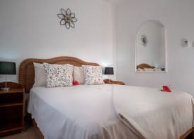 La Maison Hibiscus Self Catering Accommodation 5