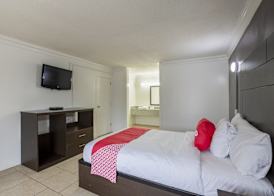 OYO Hotel Baton Rouge - Mead Rd Louisiana 5