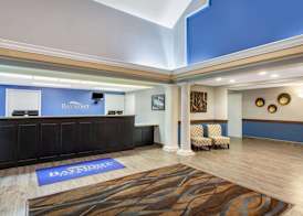Baymont by Wyndham Jacksonville/Butler Blvd 2