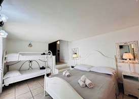 Camera Sirene - Villa Flores 5