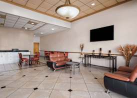 Super 8 by Wyndham Longview/North 4