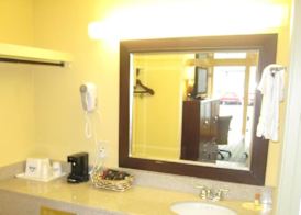 Days Inn by Wyndham Brunswick/St. Simons Area 2