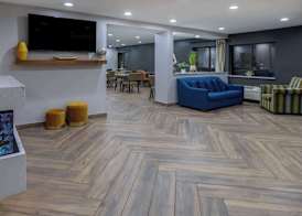 Days Inn by Wyndham Pleasant Prairie Kenosha 5