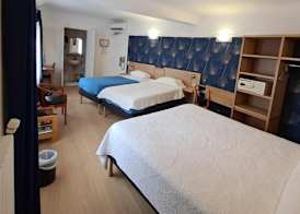 Hotel La Louisiane 4