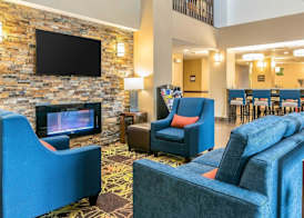 Comfort Suites Springfield I-70 2