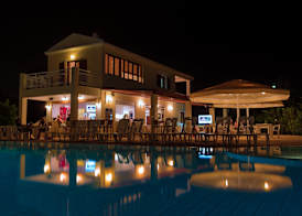 Yianetta Hotel & Suites 3