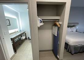 Country Inn & Suites by Radisson, Midway - Tallahassee West 3