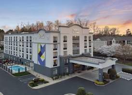 Spark by Hilton Greensboro 4