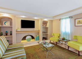 La Quinta Inn by Wyndham Orlando Airport West 4