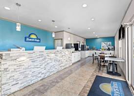 Days Inn by Wyndham Gainesville 2