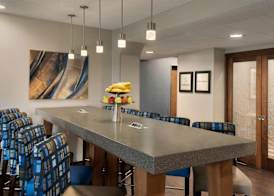 Hampton Inn Appleton-Fox River Mall Area 5