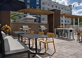 Home2 Suites by Hilton Lake City 3